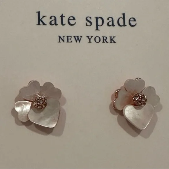 Kate Spade Floral Necklace Set in Rose Gold - Picture 3 of 8